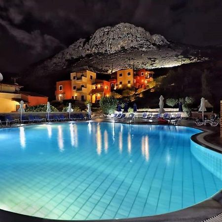 Amazones Driades Apartments Пископианон Экстерьер фото