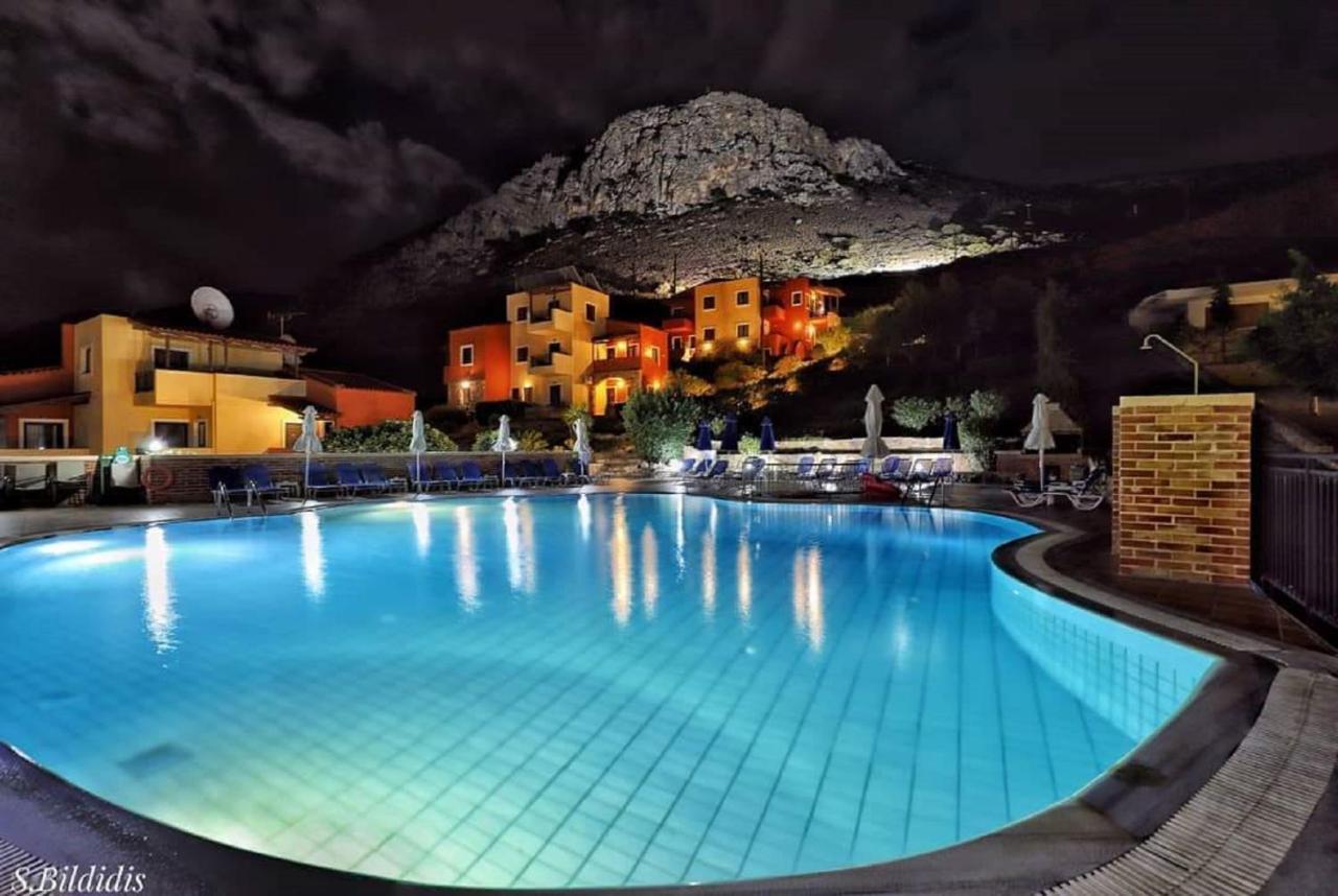 Amazones Driades Apartments Пископианон Экстерьер фото